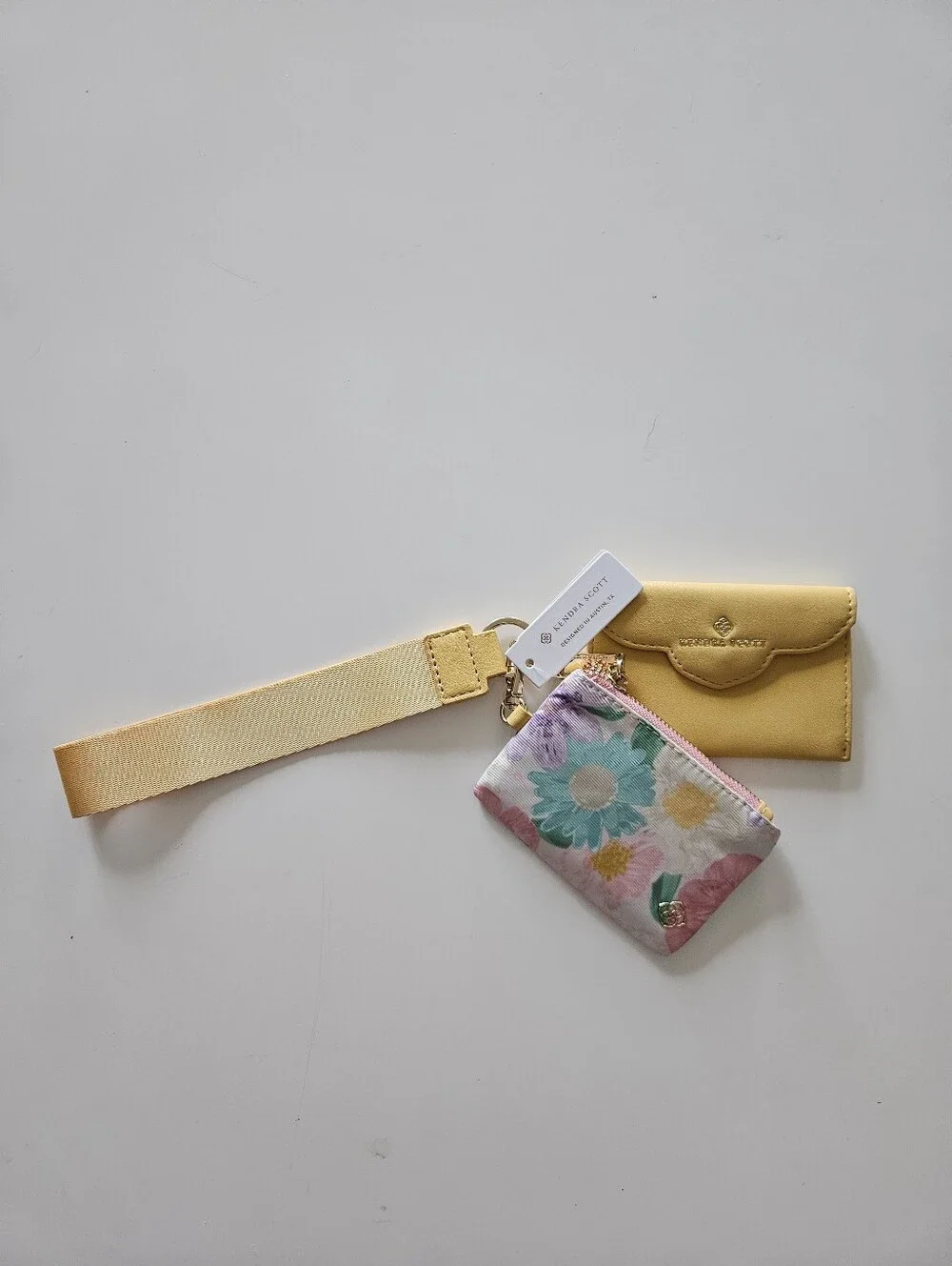 NWT Kendra Scott Floral Dual Wallet Wristlet Keychain